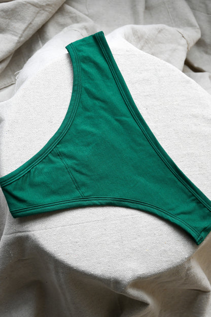 Lola Thong - Pine